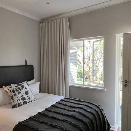 Апартаменты 35 On Fairview Клоф Экстерьер фото